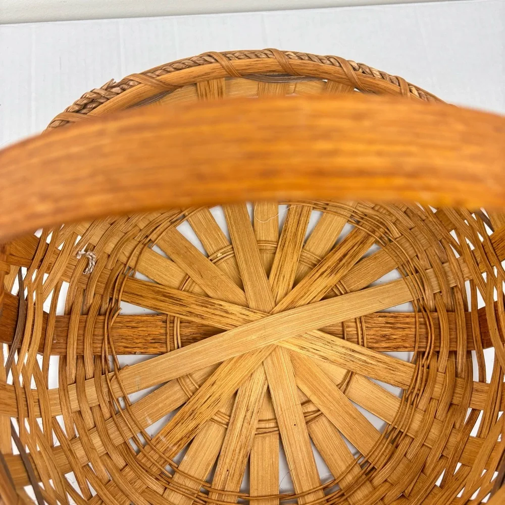 Handwoven Signed round handled basket-Easter/garden/storage-2000